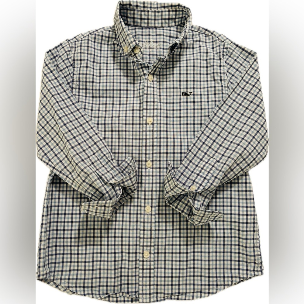 🐳 Vineyard Vines Button Down Shirt- Blue and White 🐳💙